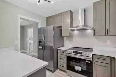 118 Highland Avenue, Summerville, SC 29486 - Photo 2
