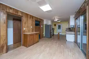 1056 Woodside Dr, Charleston, SC 29412 - Photo 10