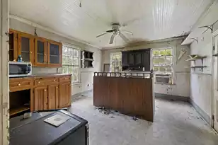 305 Dawson St, Eutawville, SC 29048 - Photo 12