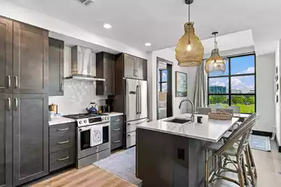 5 Gadsdenboro Street #319, Charleston, SC 29401 - Photo 2