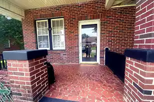 747 Holloway Ave, Greenwood, SC 29646 - Photo 2