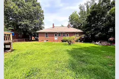 747 Holloway Avenue, Greenwood, SC 29646 - Photo 4