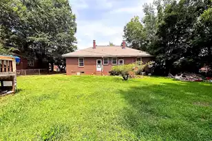 747 Holloway Ave, Greenwood, SC 29646 - Photo 4