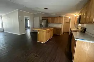 401 Dubois St, Bonneau, SC 29431 - Photo 8