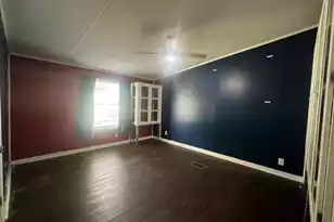 401 Dubois St, Bonneau, SC 29431 - Photo 22