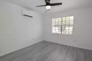 7725 Oldridge Rd, North Charleston, SC 29418 - Photo 10