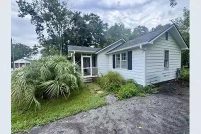 103 Elmwood Street E, Andrews, SC 29510 - Photo 4