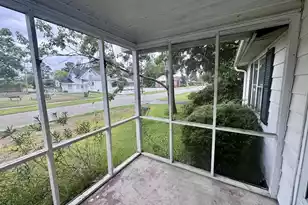 103 Elmwood Street E, Andrews, SC 29510 - Photo 8