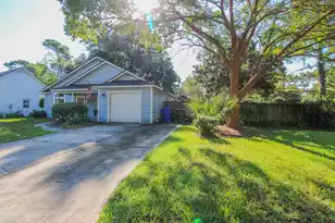 1240 Llewellyn Rd, Mount Pleasant, SC 29464 - Photo 20