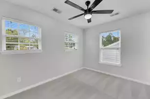421 Savannah River Dr, Summerville, SC 29485 - Photo 14