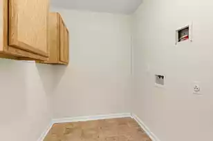 8022 Thelen St, North Charleston, SC 29406 - Photo 16