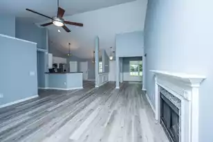 3346 Lindner Ln, Mount Pleasant, SC 29466 - Photo 8