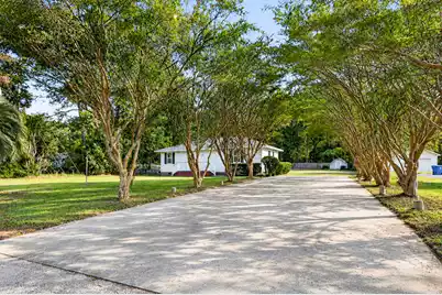 169 Ravenell Drive, Saint Stephen, SC 29479 - Photo 4