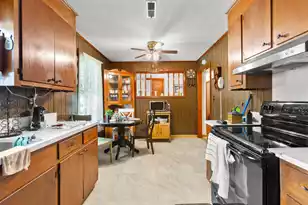 4935 Foxwood Dr, North Charleston, SC 29418 - Photo 8
