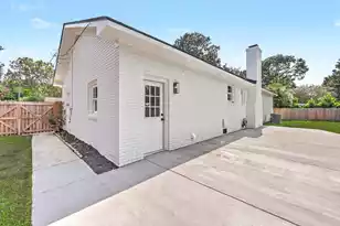 1228 Oakcrest Dr, Charleston, SC 29412 - Photo 34