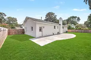 1228 Oakcrest Dr, Charleston, SC 29412 - Photo 34