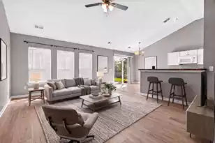 217 Barnwell St, Summerville, SC 29483 - Photo 10