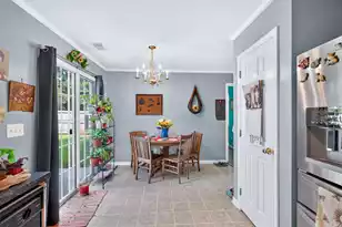 9021 Greenbriar Dr, Summerville, SC 29485 - Photo 10