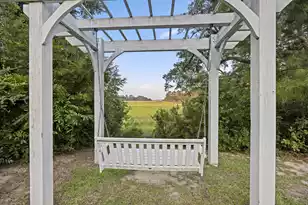 1056 Ave Of Oaks, Charleston, SC 29407 - Photo 12