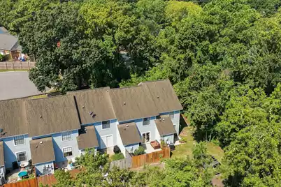 1752 Deer Path Drive, Mount Pleasant, SC 29464 - Photo 6