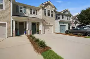 1674 Bridwell Ln, Mount Pleasant, SC 29466 - Photo 2