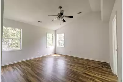 3313 Heathland Way, Mount Pleasant, SC 29466 - Photo 8