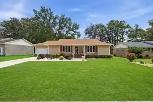 210 Trinity Pl, Ladson, SC 29456 - Photo 2