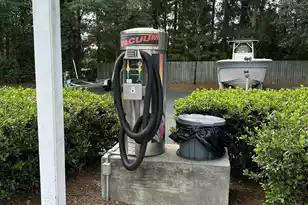 2011 Hwy 17 N, Mount Pleasant, SC 29466 - Photo 32
