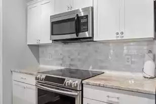 400 Bucksley Ln #204, Charleston, SC 29492 - Photo 10