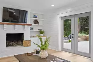 940 Cliffwood Dr, Mount Pleasant, SC 29464 - Photo 10