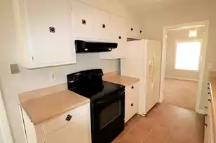 2395 Vistavia Rd, North Charleston, SC 29406 - Photo 6
