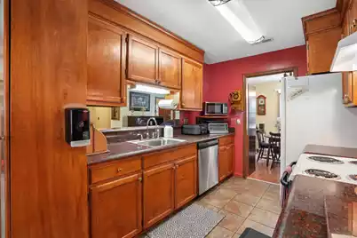 8305 Greenridge Road, North Charleston, SC 29406 - Photo 12
