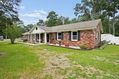 8305 Greenridge Road, North Charleston, SC 29406 - Photo 4