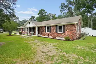 8305 Greenridge Rd, North Charleston, SC 29406 - Photo 6
