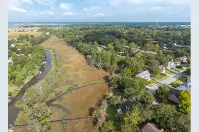 217 Marsh Oaks Drive, Charleston, SC 29407 - Photo 12