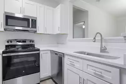 1213 Rosewood Lane, Mount Pleasant, SC 29464 - Photo 18