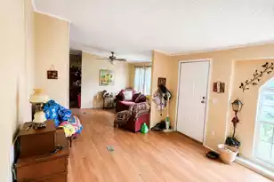1078 Sullivan Dr, Manning, SC 29102 - Photo 6