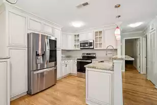 7951 Cricket Ct #403, North Charleston, SC 29418 - Photo 4