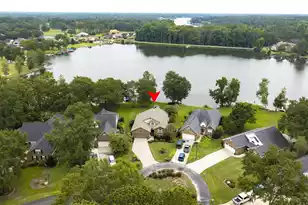 209 Ridge Lake Dr, Manning, SC 29102 - Photo 2