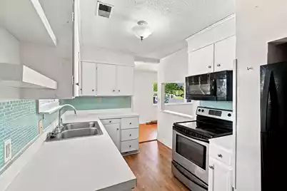 8 William Street, Mount Pleasant, SC 29464 - Photo 12