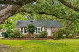 214 Island Dr, Charleston, SC 29407 - Photo 1