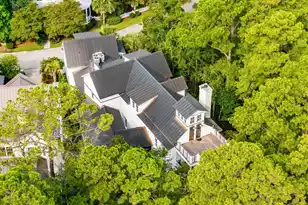 47 Robert Mills Cir, Mount Pleasant, SC 29464 - Photo 2
