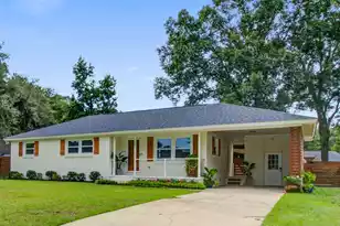 131 Camelot Dr, Goose Creek, SC 29445 - Photo 1