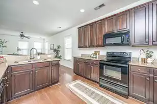 240 Old Savannah Dr, Goose Creek, SC 29445 - Photo 8