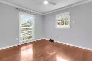 749 Beauregard St, Charleston, SC 29412 - Photo 30
