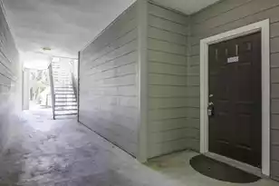 700 Daniel Ellis Dr, Charleston, SC 29412 - Photo 2