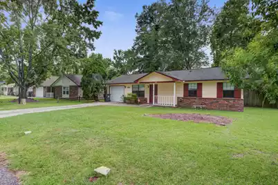 106 Carriage Court, Summerville, SC 29486 - Photo 2