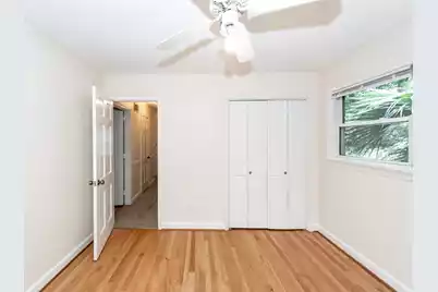 5813 Lakeside Drive E, Hanahan, SC 29410 - Photo 16