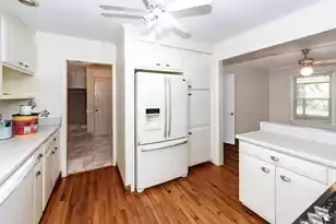 5813 Lakeside Dr E, Hanahan, SC 29410 - Photo 44