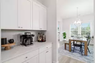 4030 Maidstone Dr, Mount Pleasant, SC 29466 - Photo 12